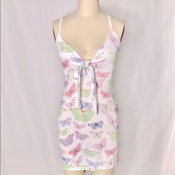 tie-front butterfly dress in white - Picture 1 of 3